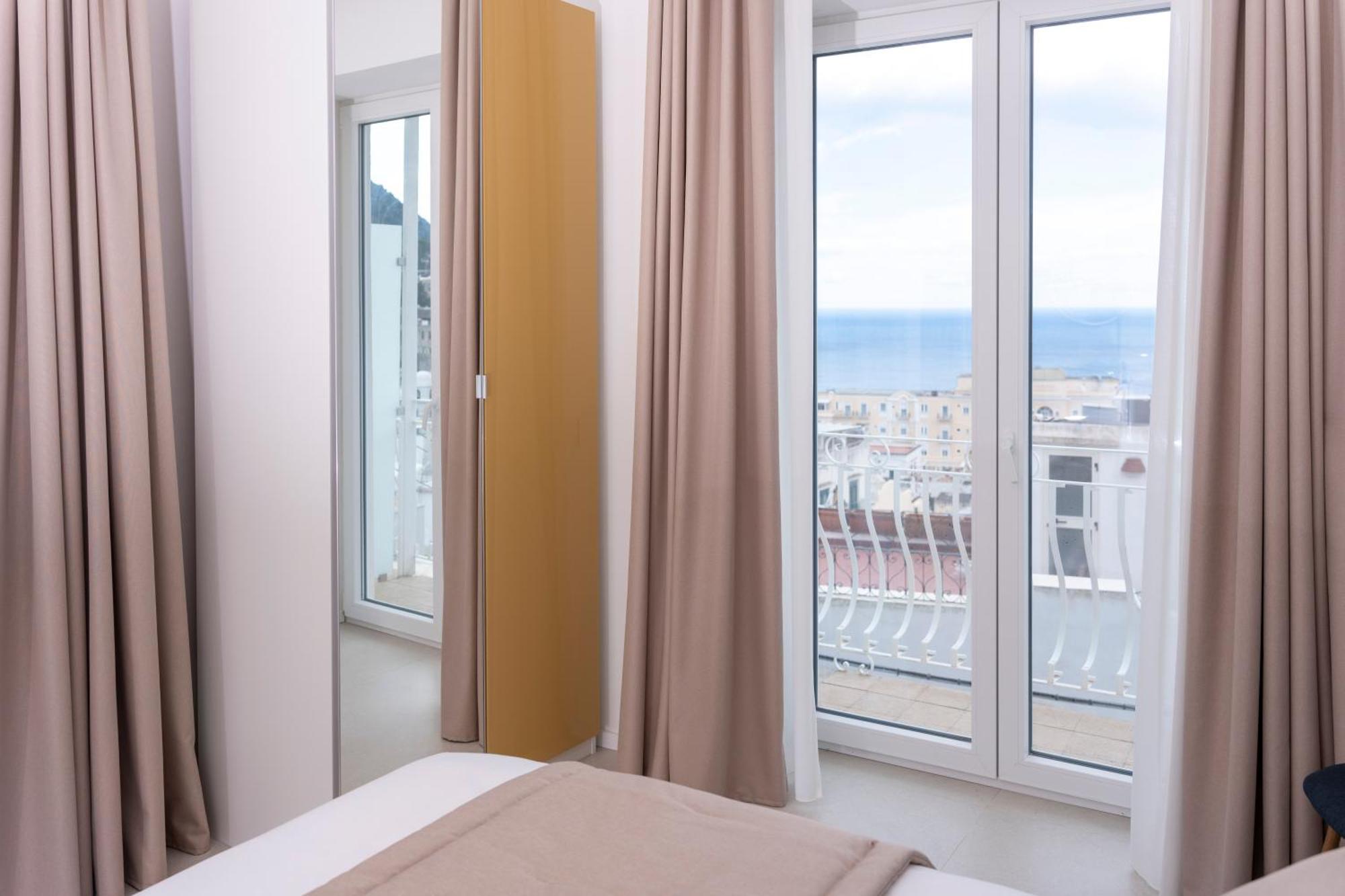 La Prora Apartments กาปรี ภายนอก รูปภาพ